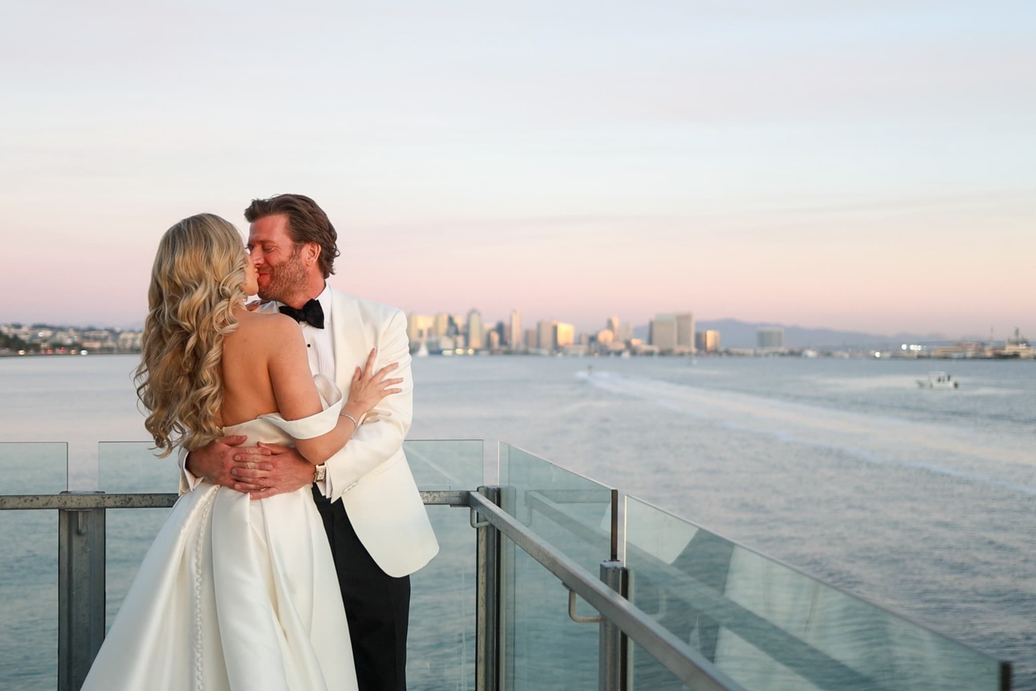 Tom Hams Lighthouse: San Diego Skyline Wedding Venue